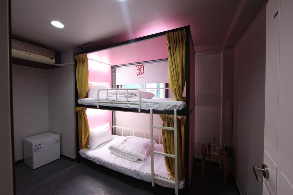 Calli Hostel Пусан Екстер'єр фото