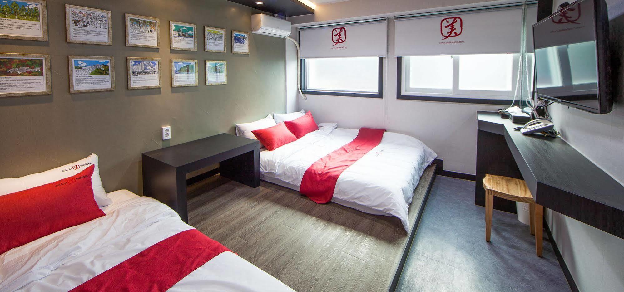 Calli Hostel Пусан Екстер'єр фото